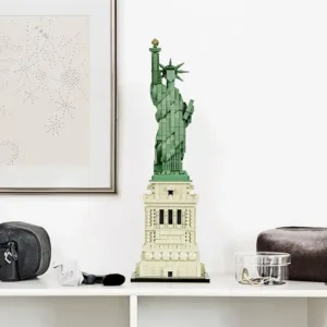 Architecture 21042 La Statue de la Liberté — comparatif marchands sur Planet-Brick (vue détail 7)
