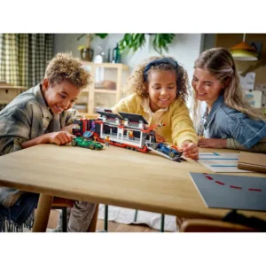City 60445 Camion de F1® avec voitures de F1® RB20 et AMR24 — comparatif marchands sur Planet-Brick (vue détail 7)