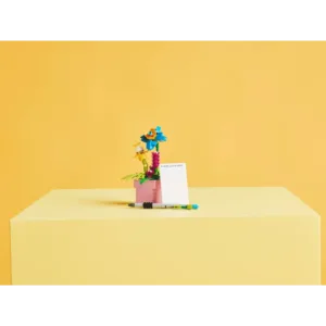 Creator 3-en-1 31169 La machine à écrire avec des fleurs — meilleur prix sur Planet-Brick (vue détail 9)