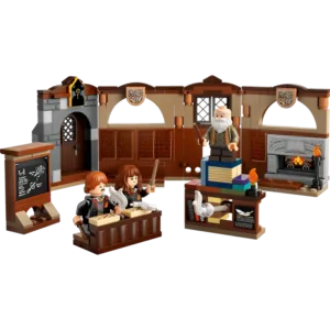 Harry Potter™ 76442 Le château de Poudlard : le cours de sortilèges — comparateur de prix sur Planet-Brick (vue détail 1)