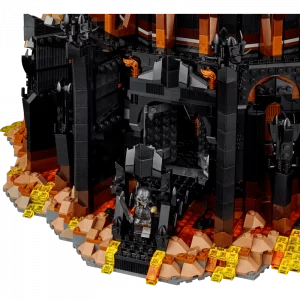 LEGO 10333 Le Seigneur des Anneaux : Barad-dûr™ — achat malin sur Planet-Brick (vue détail 8)