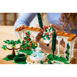 LEGO 10359 Le jardin andalou — comparatif marchands sur Planet-Brick (vue détail 7)