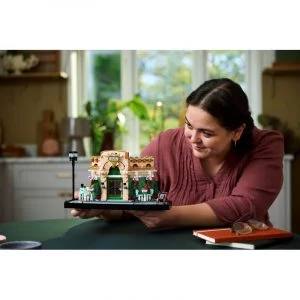 LEGO 10362 Le café français — meilleure offre du moment sur Planet-Brick (vue détail 5)