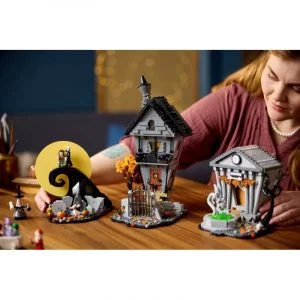 LEGO 21351 L'Étrange Noël de Monsieur Jack - Disney Tim Burton — meilleure offre du moment sur Planet-Brick (vue détail 5)