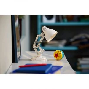 LEGO 21357 Disney Pixar Luxo Jr. — prix le plus bas sur Planet-Brick (vue détail 6)