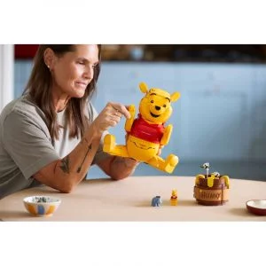 LEGO 43300 Winnie l'Ourson — comparatif marchands sur Planet-Brick (vue détail 7)