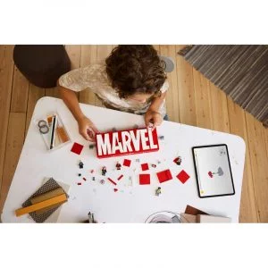 LEGO 76313 Logo MARVEL et ses super-héros — comparatif marchands sur Planet-Brick (vue détail 7)