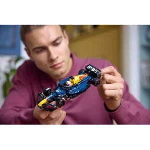 LEGO 77243 Voiture F1® Oracle Red Bull Racing RB20 — comparatif marchands sur Planet-Brick (vue détail 7)