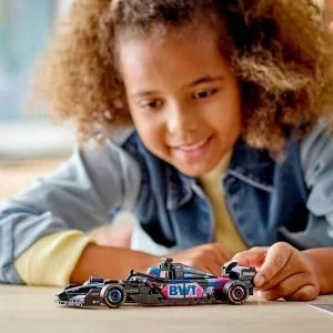 LEGO 77248 Voiture F1® BWT Alpine Team A524 — comparez les prix sur Planet-Brick (vue détail 13)