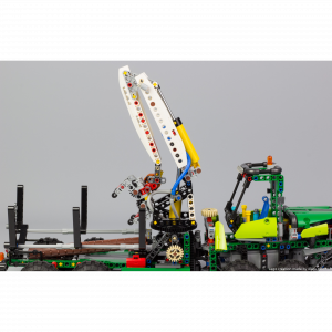 nico71 42080_HARVESTER 42080 Model C – Forwarder — comparez les prix sur Planet-Brick (vue détail 4)