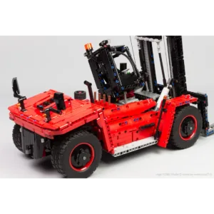 nico71 42082_FORKLIFT_ONLY 42082 Model D – Forklift Truck — comparateur de prix sur Planet-Brick (vue détail 10)