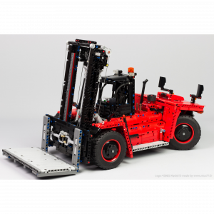 nico71 42082_FORKLIFT_ONLY 42082 Model D – Forklift Truck — comparez les prix sur Planet-Brick (vue détail 4)
