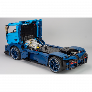 nico71 42083_TRUCK 42083 Model B – Race Truck — comparateur de prix sur Planet-Brick (vue détail 1)