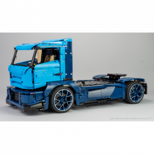nico71 42083_TRUCK 42083 Model B – Race Truck — comparateur de prix sur Planet-Brick (vue détail 10)