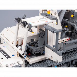 nico71 42100_CARRIER_ONLY 42100 Model C – Tracked Carrier — prix le plus bas sur Planet-Brick (vue détail 6)