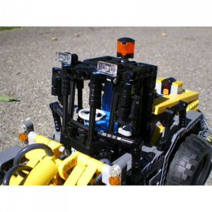 nico71 WHEEL_LOADER Wheel Loader — comparez les prix sur Planet-Brick (vue détail 4)