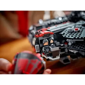 Star Wars™ 75389 Le Faucon Noir — comparateur de prix sur Planet-Brick (vue détail 10)