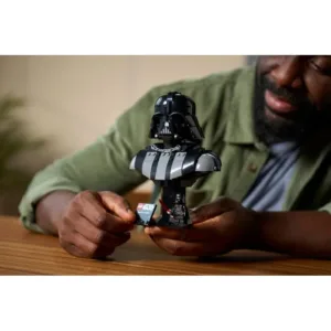 Star Wars™ 75439 Le buste de Dark Vador — prix le plus bas sur Planet-Brick (vue détail 6)