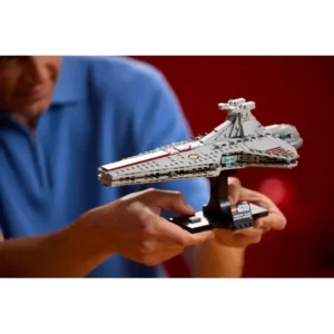 Star Wars™ 75441 Le croiseur d’assaut de classe Venator — prix le plus bas sur Planet-Brick (vue détail 6)