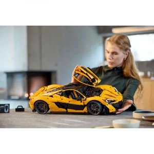 Technic 42172 McLaren P1™ — comparatif marchands sur Planet-Brick (vue détail 7)