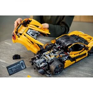 Technic 42172 McLaren P1™ — meilleur prix sur Planet-Brick (vue détail 9)