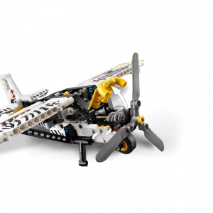 Technic 42198 L’avion de brousse — bons plans et promos sur Planet-Brick (vue détail 3)