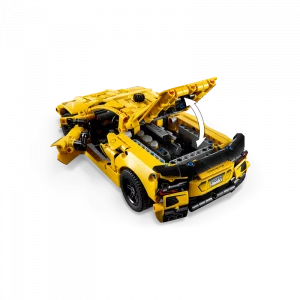 Technic 42205 Chevrolet Corvette Stingray — meilleure offre du moment sur Planet-Brick (vue détail 5)