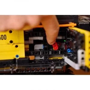 Technic 42215 Pelleteuse Volvo EC500 hybride — achat malin sur Planet-Brick (vue détail 8)