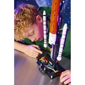 Technic 42221 La fusée SLS NASA Artemis — comparatif marchands sur Planet-Brick (vue détail 7)