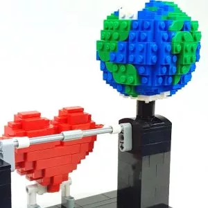 MOCs Prêts-à-Construire BAM-724 Love Planet, a heart Automaton — bons plans et promos sur Planet-Brick (vue détail 3)