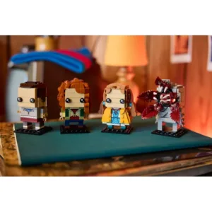 LEGO 40879 Figurines de Onze, Max, Démogorgon et Holly — comparez les prix sur Planet-Brick (vue détail 4)