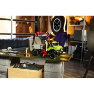 LEGO 42242 Mercedes-Benz Unimog U 5023 avec grue — achat malin sur Planet-Brick (vue détail 8)