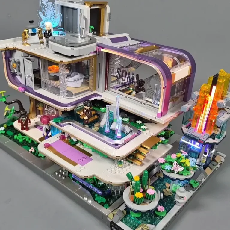 Lumibricks Neon Elite Lounge 17013 monté et allumé dans le noir, vue de trois quarts
