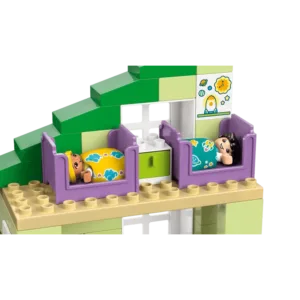 LEGO 10470 La maison familiale moderne 3-en-1 — comparez les prix sur Planet-Brick (vue détail 4)