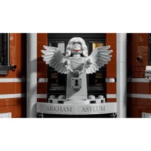 LEGO 76300 Arkham Asylum™ — meilleure offre du moment sur Planet-Brick (vue détail 5)