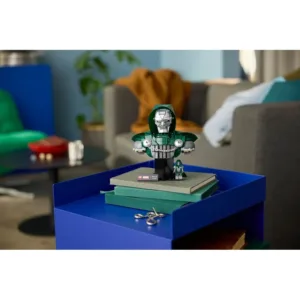 LEGO 76345 Buste du Docteur Doom — comparatif marchands sur Planet-Brick (vue détail 7)