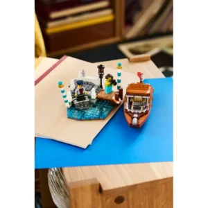 LEGO 40898 Le bateau-taxi vénitien — comparez les prix sur Planet-Brick (vue détail 4)