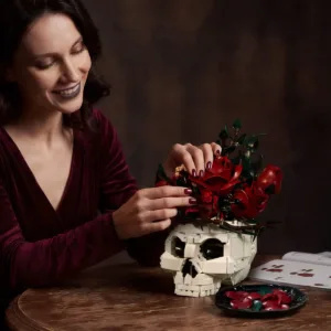 supreowls IA11008 Crâne gothique et bouquet de roses rouges — bons plans et promos sur Planet-Brick (vue détail 3)